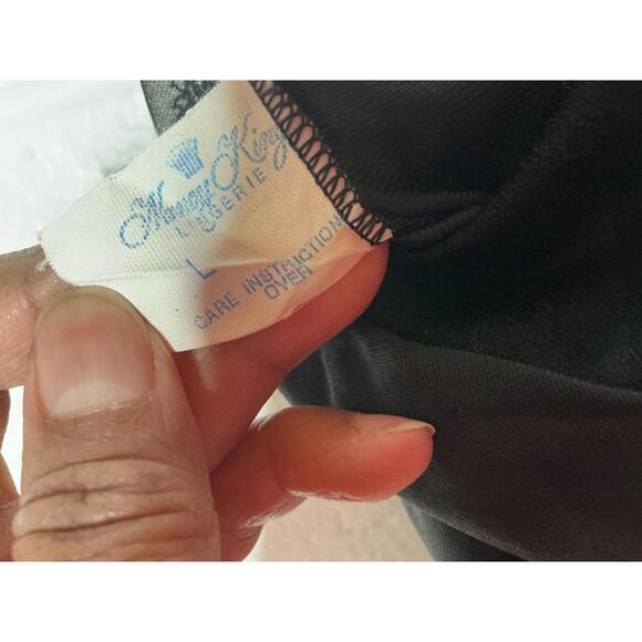 < Vintage Nancy King Chic Black Slip Dress > - Picture 2 of 4